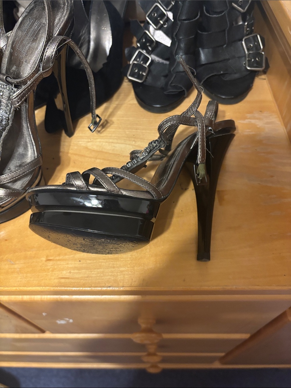 Pelle Moda Gunmetal Embellished T-Strap Sandals